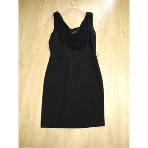 Spense sleeveless black dress